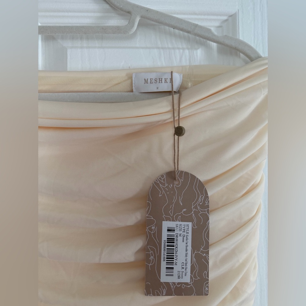 MESHKI Kaitlin Slinky and Mesh Maxi Dress - Picture 7 of 7